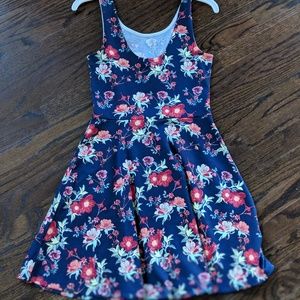 Divided spring dress